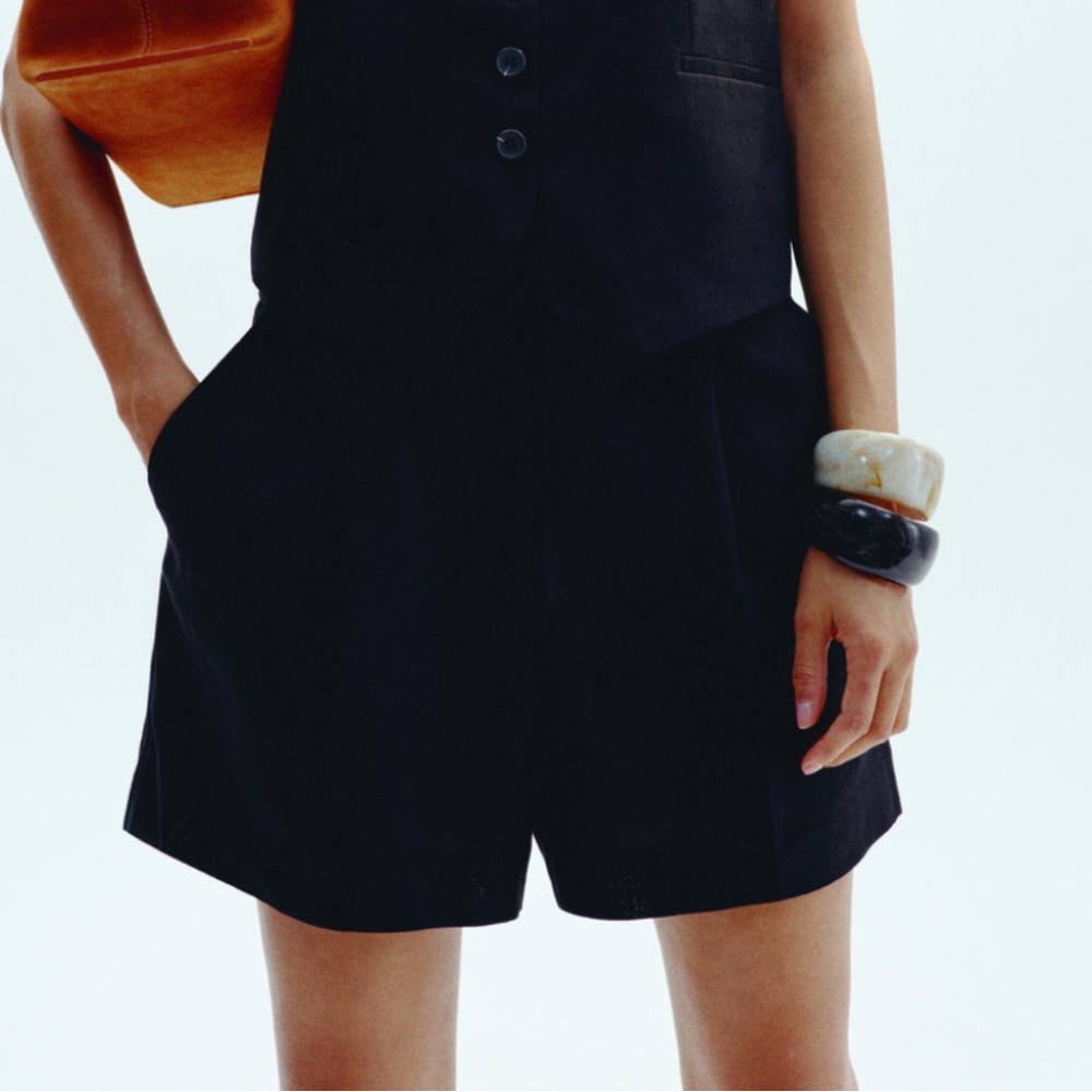 Zara Navy Bermudas Modern Fit